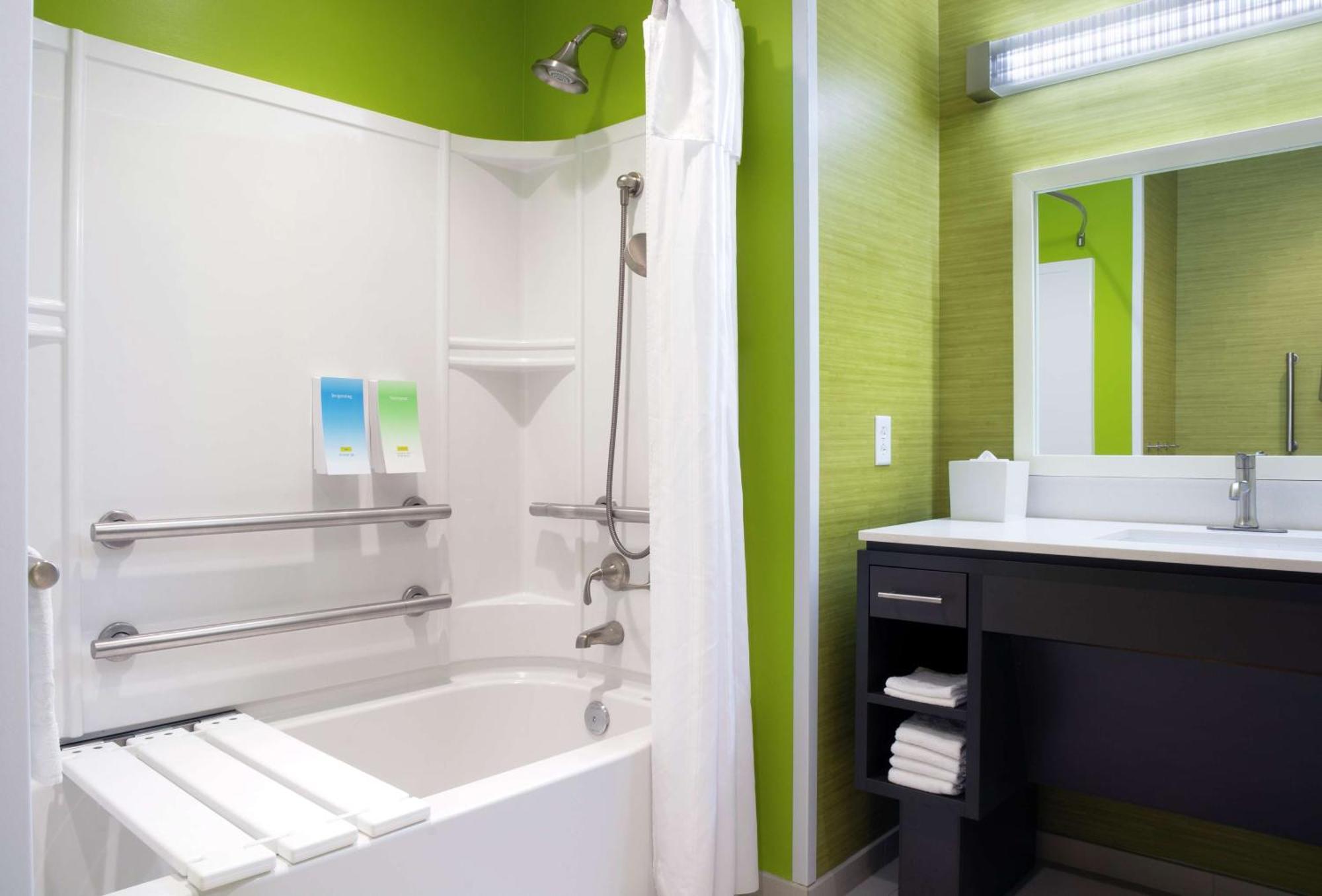 Home2 Suites By Hilton Indianapolis Greenwood Exterior photo